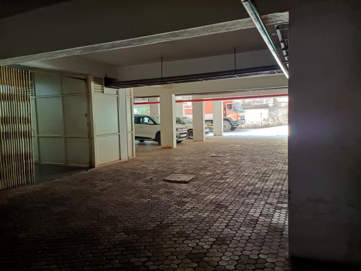 Hotel Green Park Suites Manipal Εξωτερικό φωτογραφία